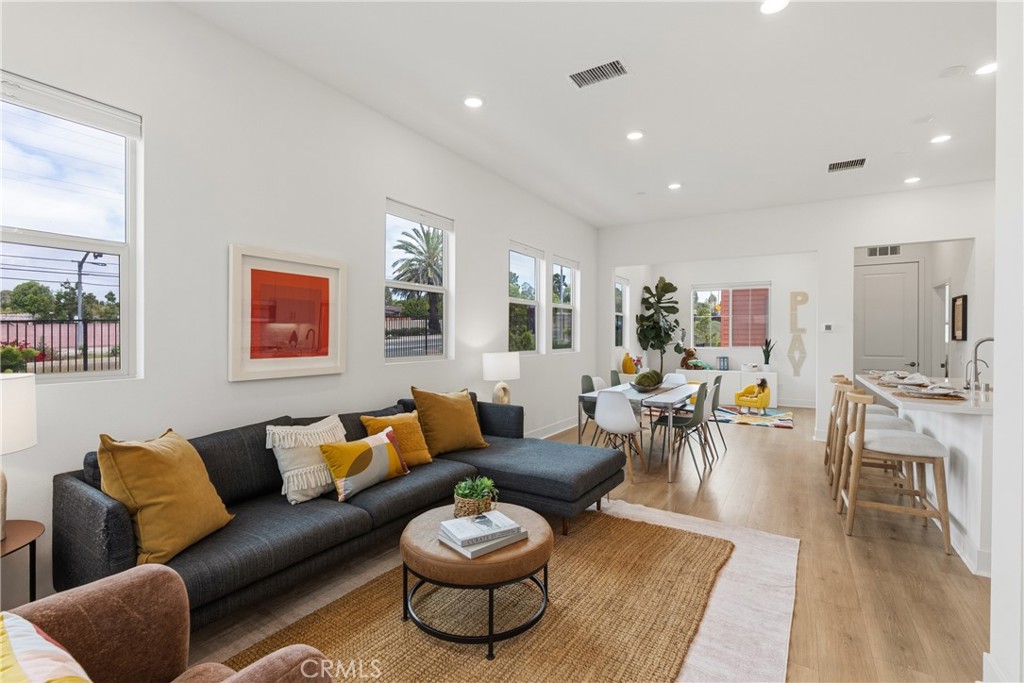 1698 Lexington Lane