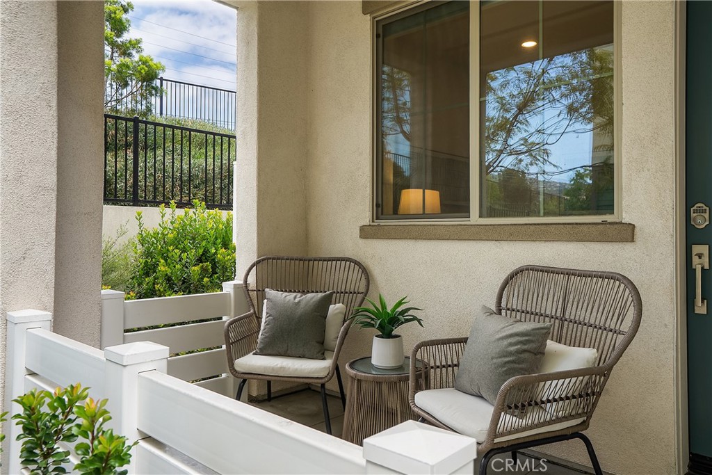 1698 Lexington Lane