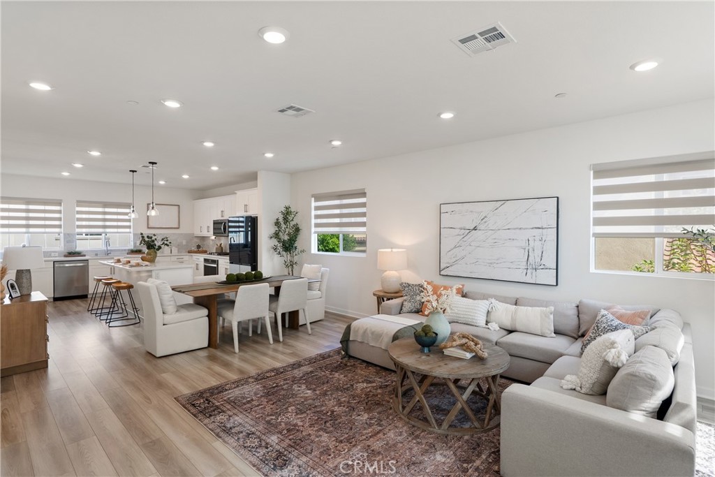 27634 Rockcrest
