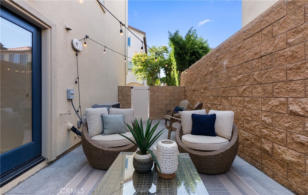 27634 Rockcrest