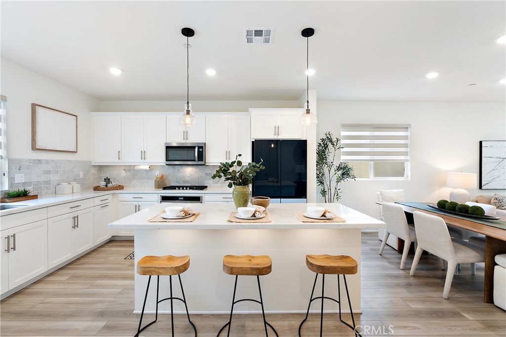 27634 Rockcrest