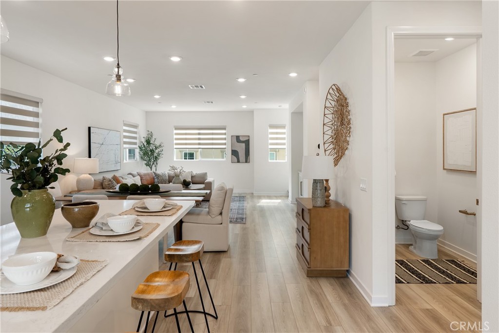 27634 Rockcrest