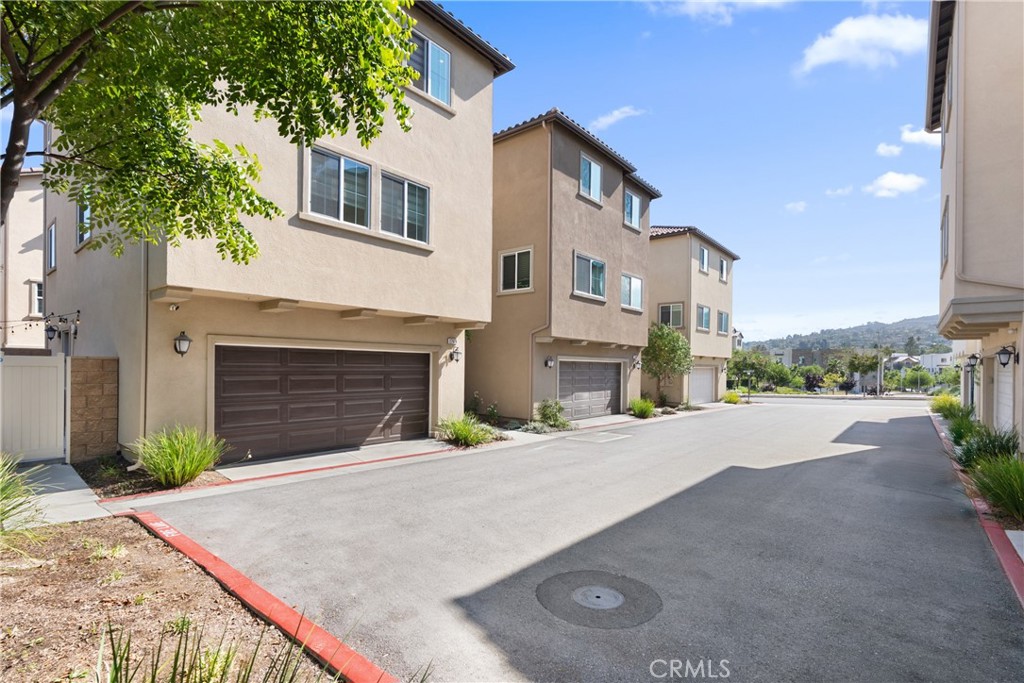 27634 Rockcrest