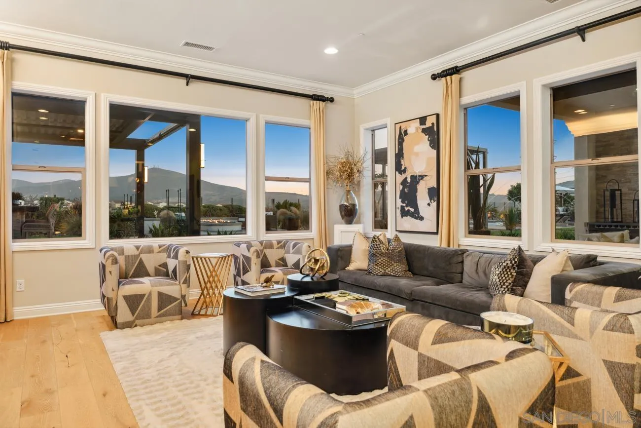 15473 Tanner Ridge Rd, San Diego