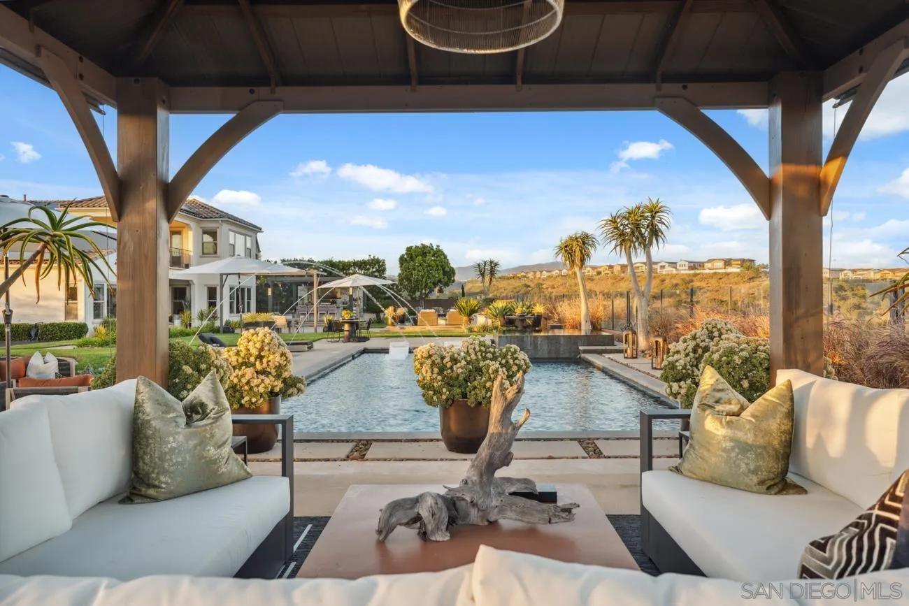 15473 Tanner Ridge Rd, San Diego