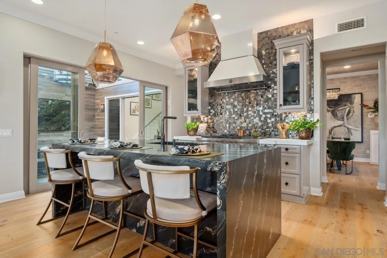 15473 Tanner Ridge Rd, San Diego