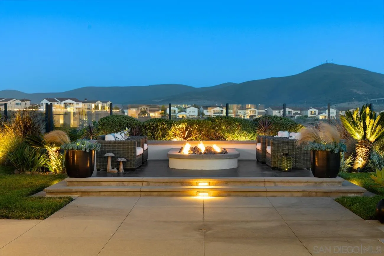 15473 Tanner Ridge Rd, San Diego