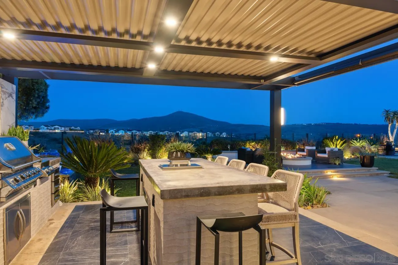 15473 Tanner Ridge Rd, San Diego