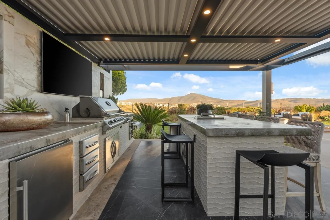 15473 Tanner Ridge Rd, San Diego