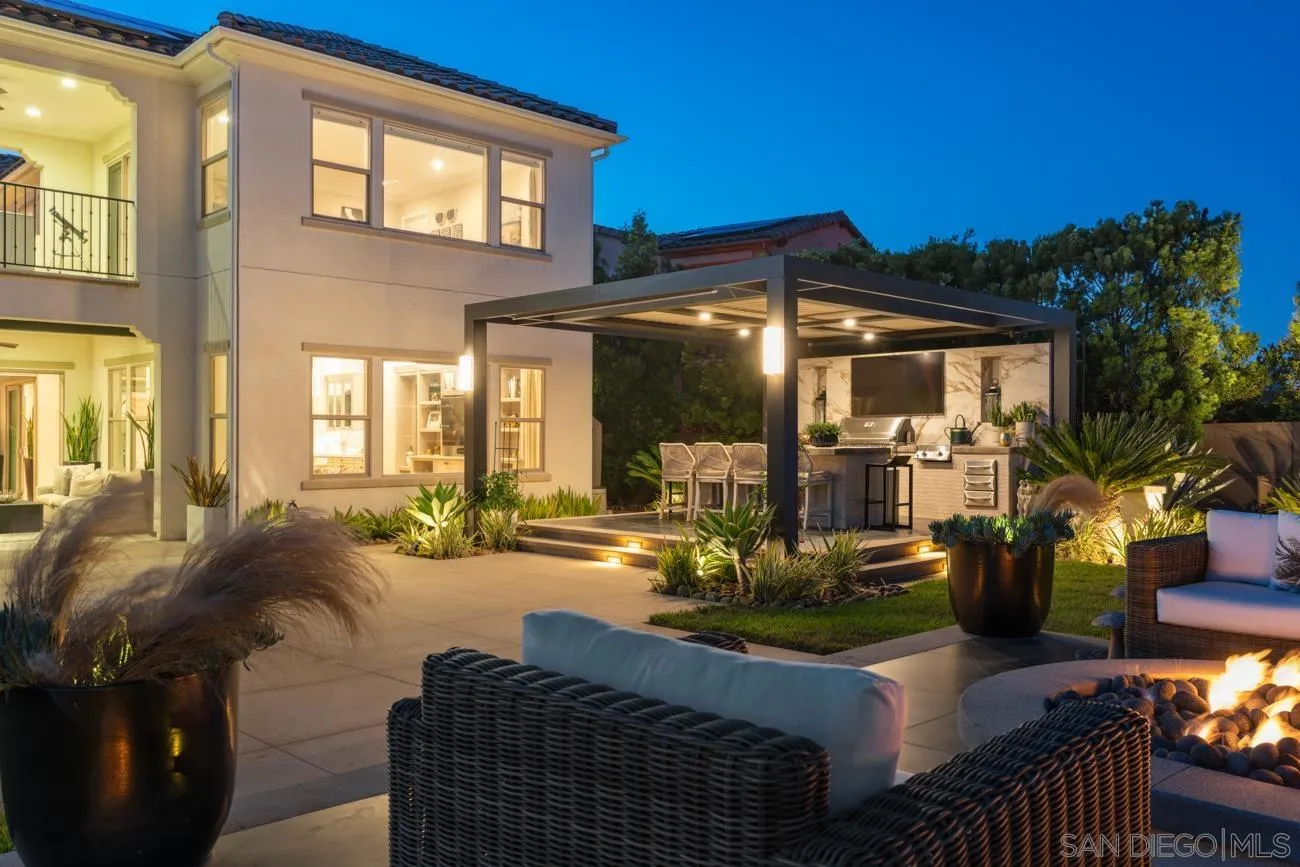 15473 Tanner Ridge Rd, San Diego