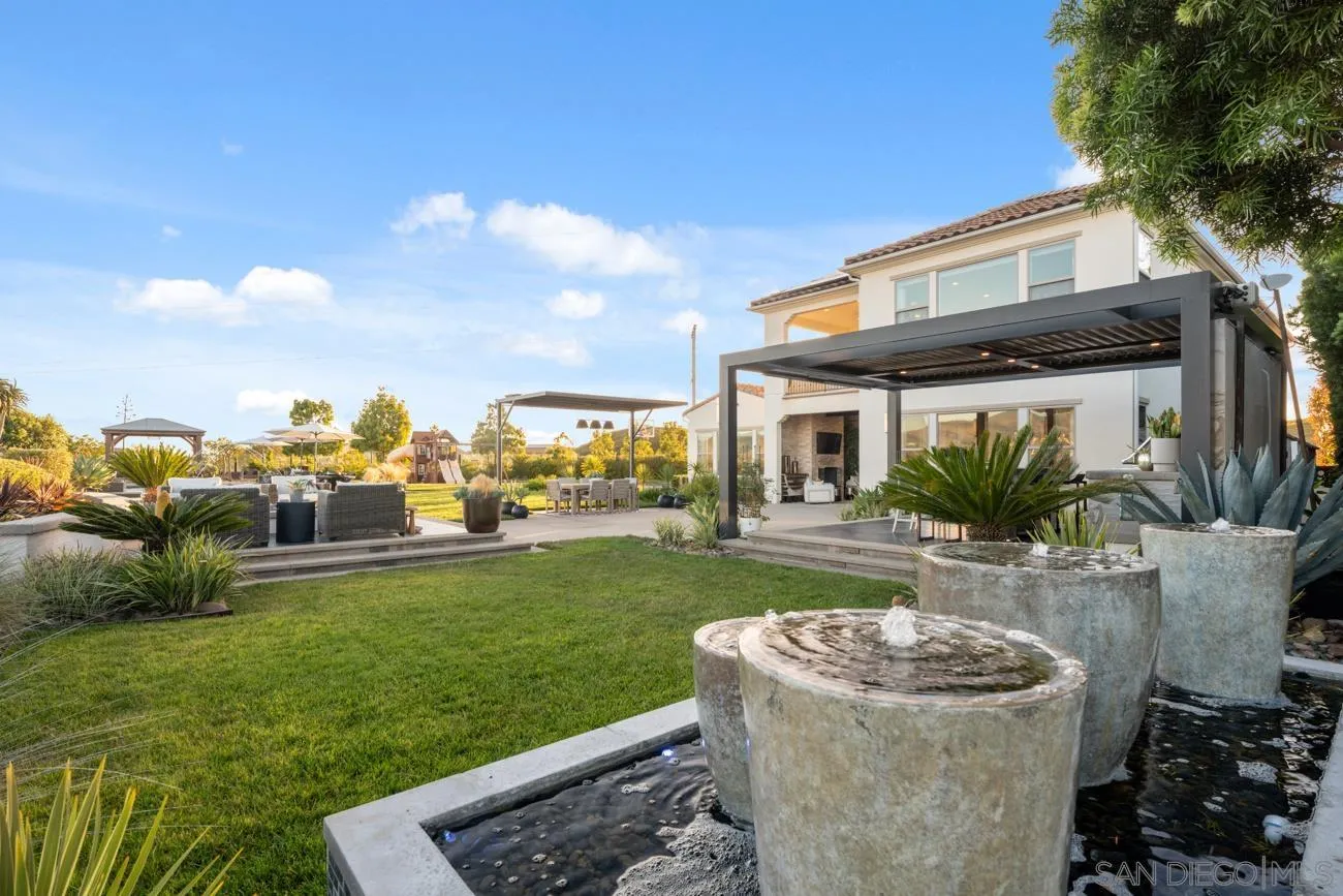 15473 Tanner Ridge Rd, San Diego