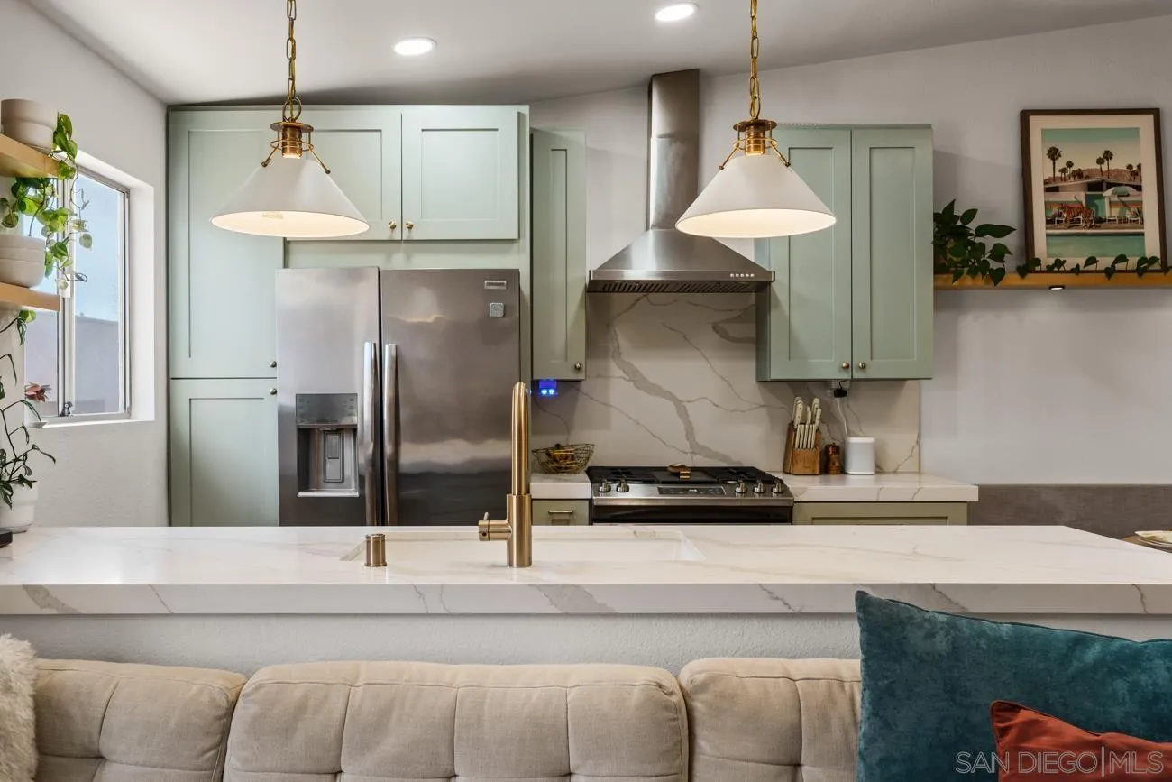 3932 Hamilton Unit 5