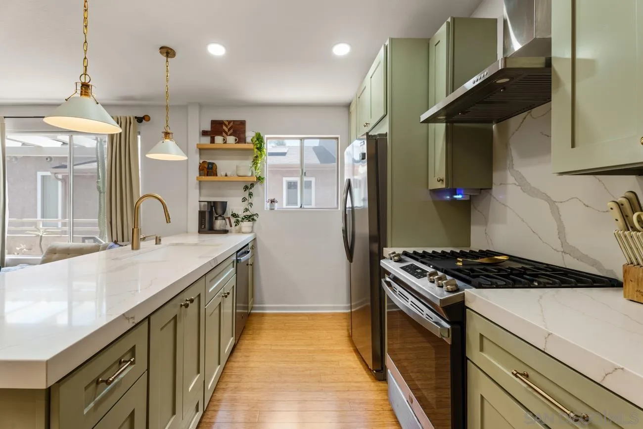 3932 Hamilton Unit 5