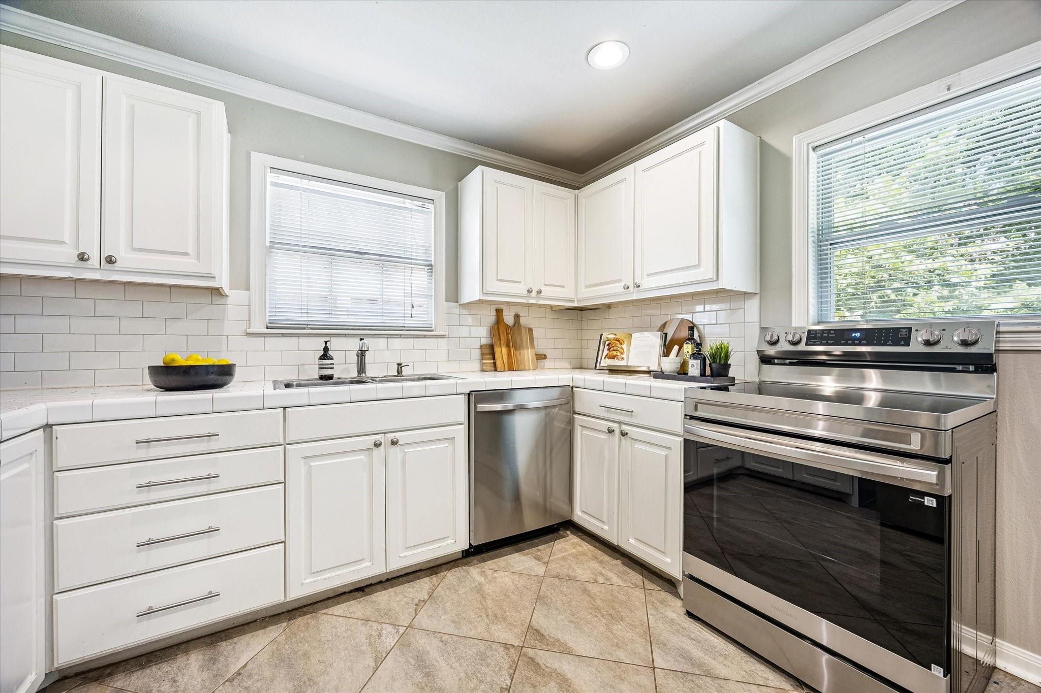 140 Pamellia Drive
