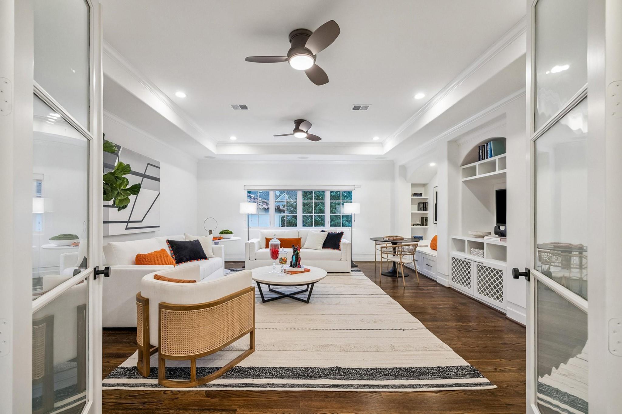 2330 Maroneal Street