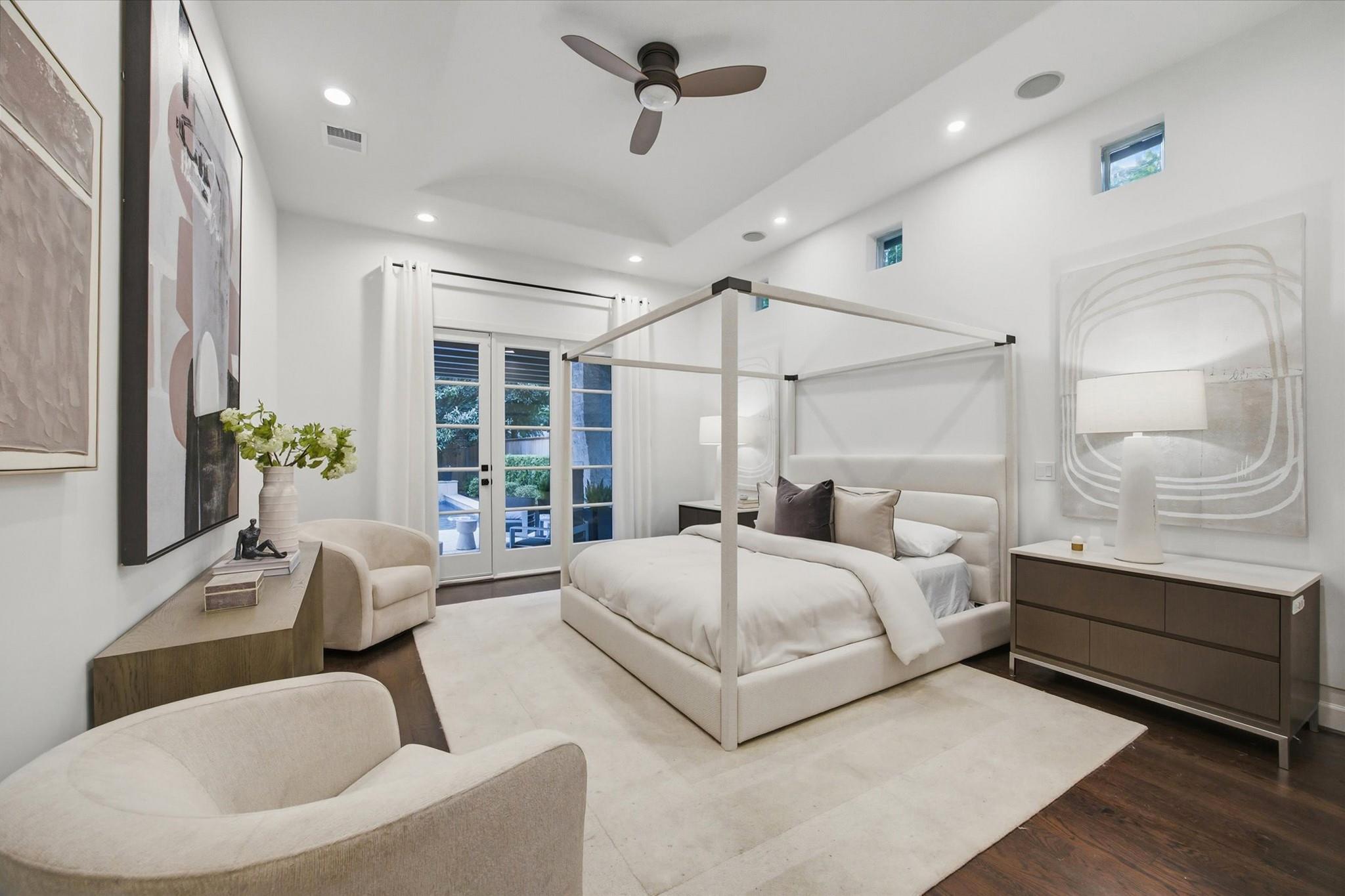 2330 Maroneal Street