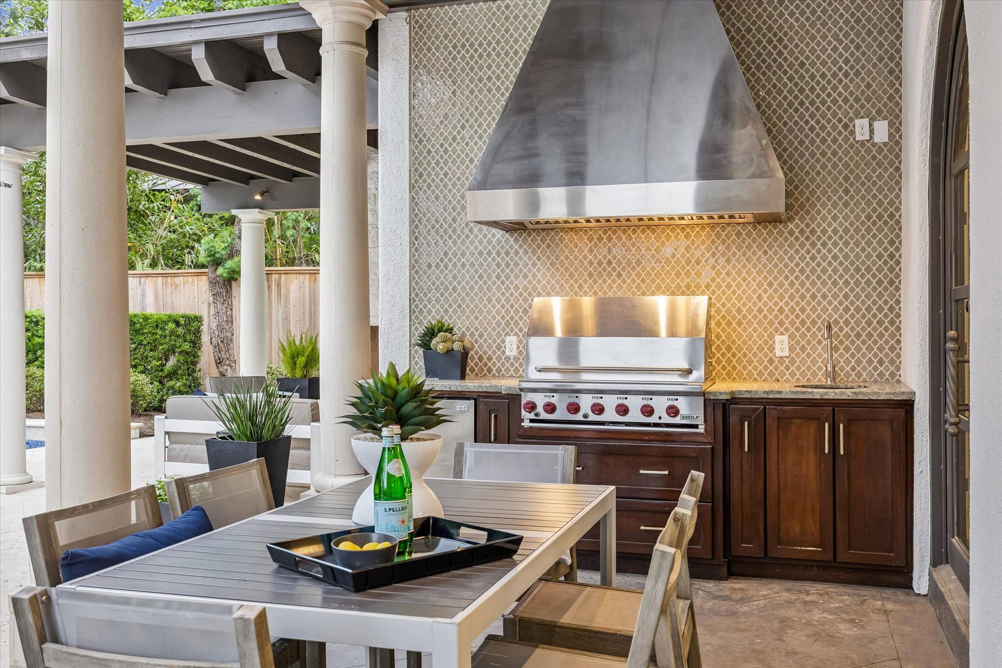 2330 Maroneal Street