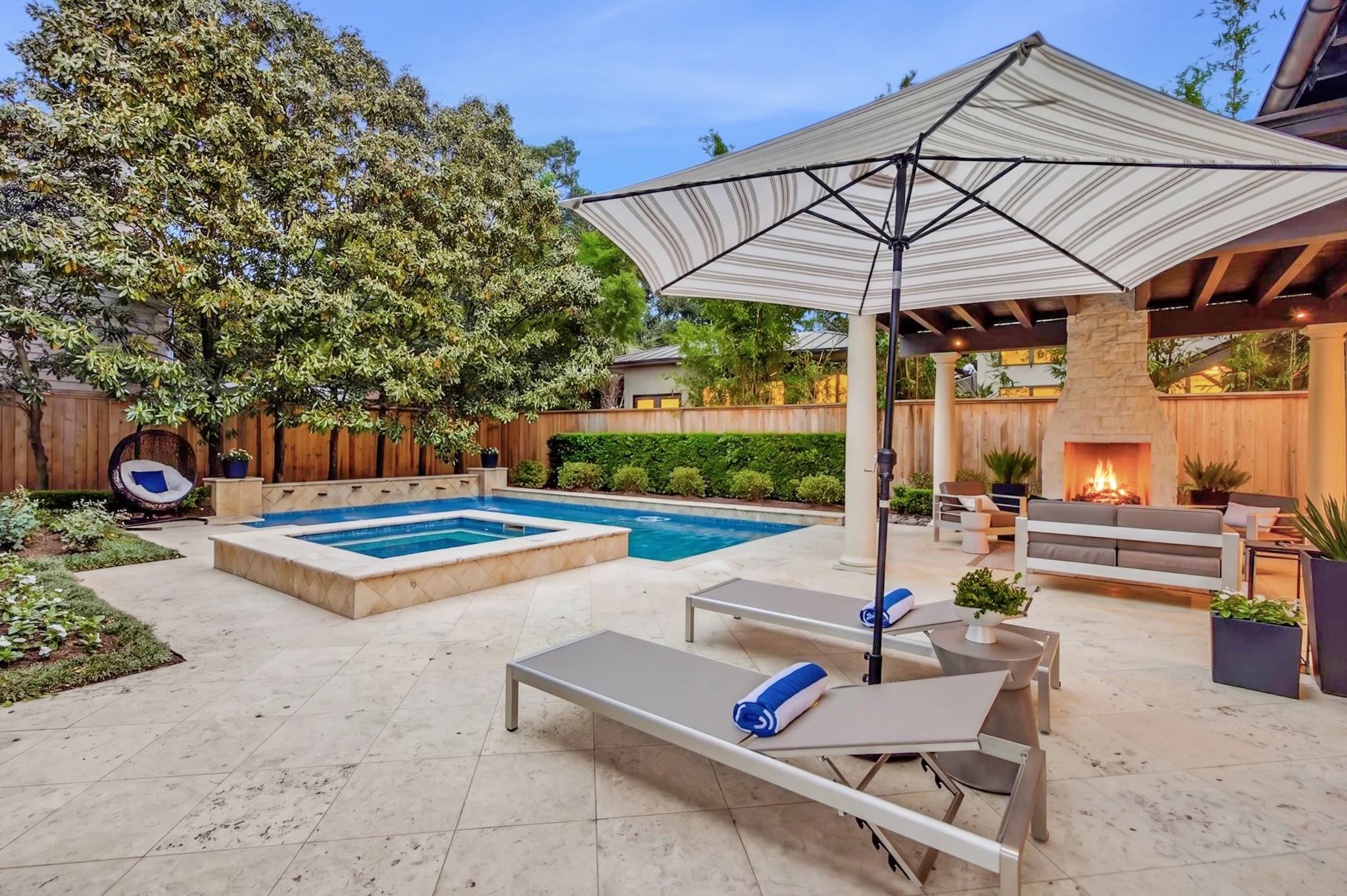 2330 Maroneal Street