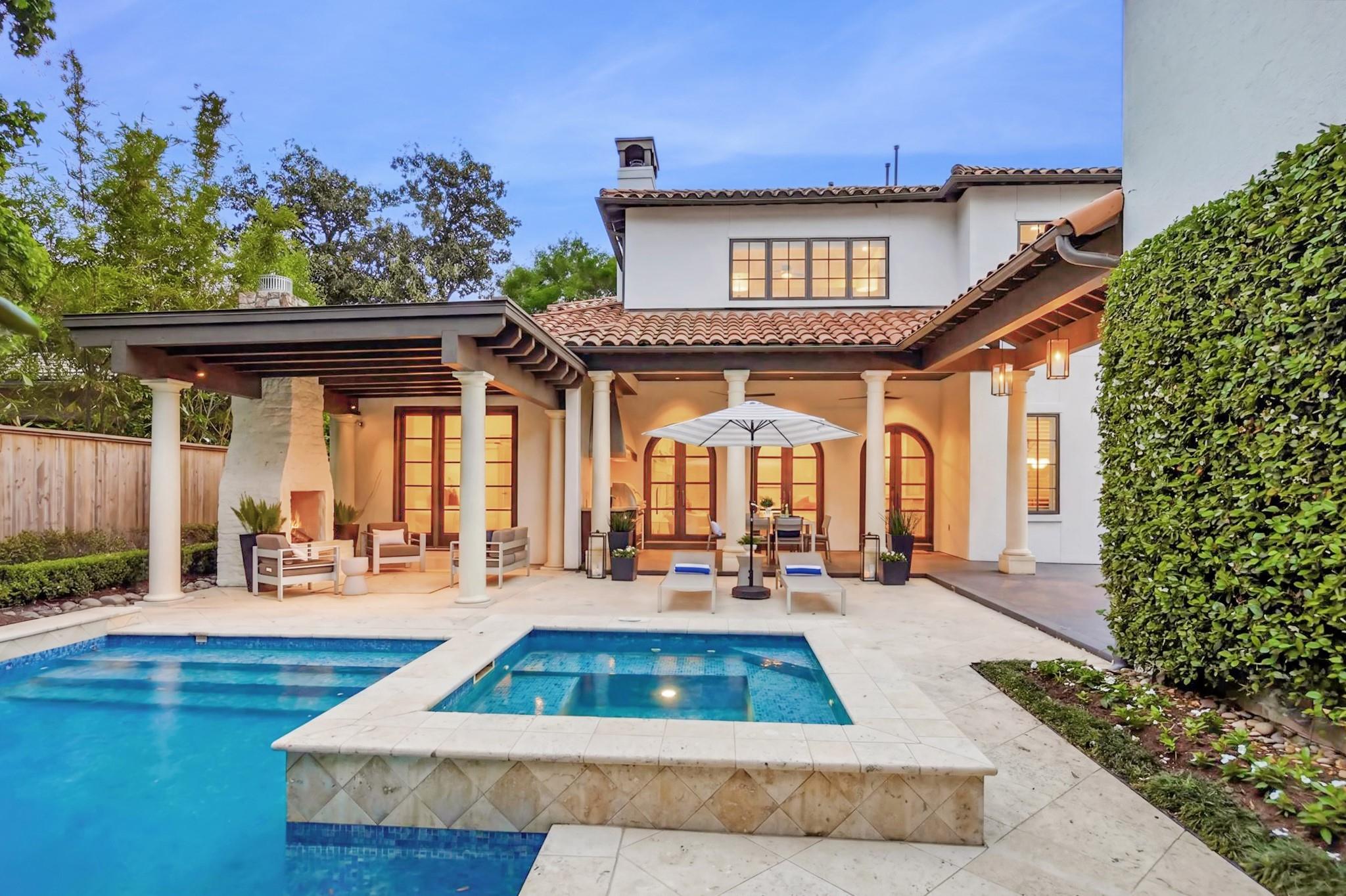 2330 Maroneal Street