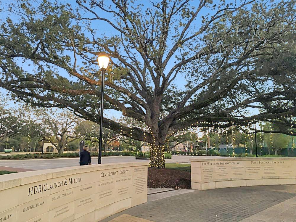 5314 Patrick Henry Street