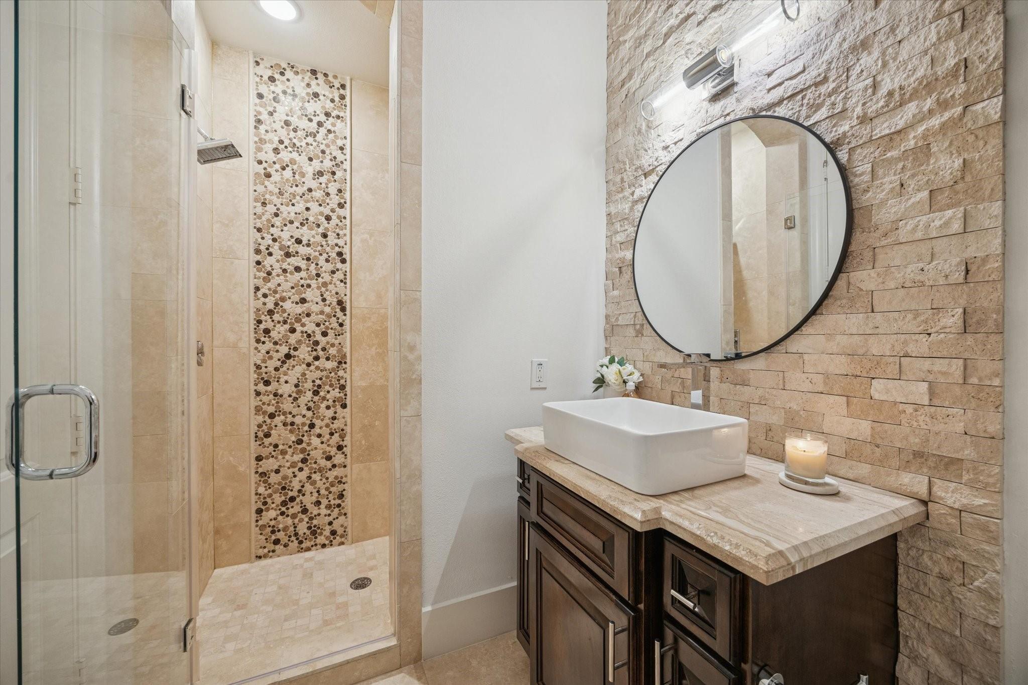 5314 Patrick Henry Street