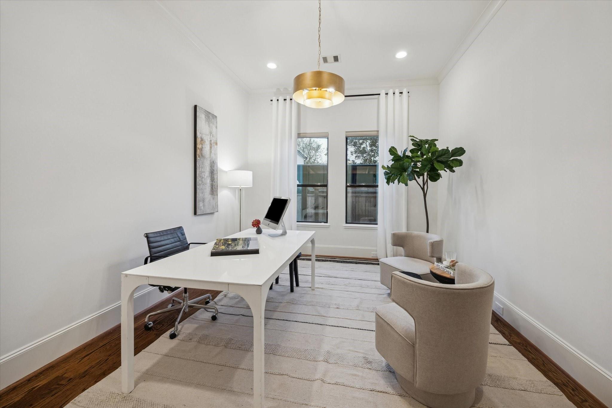 5314 Patrick Henry Street