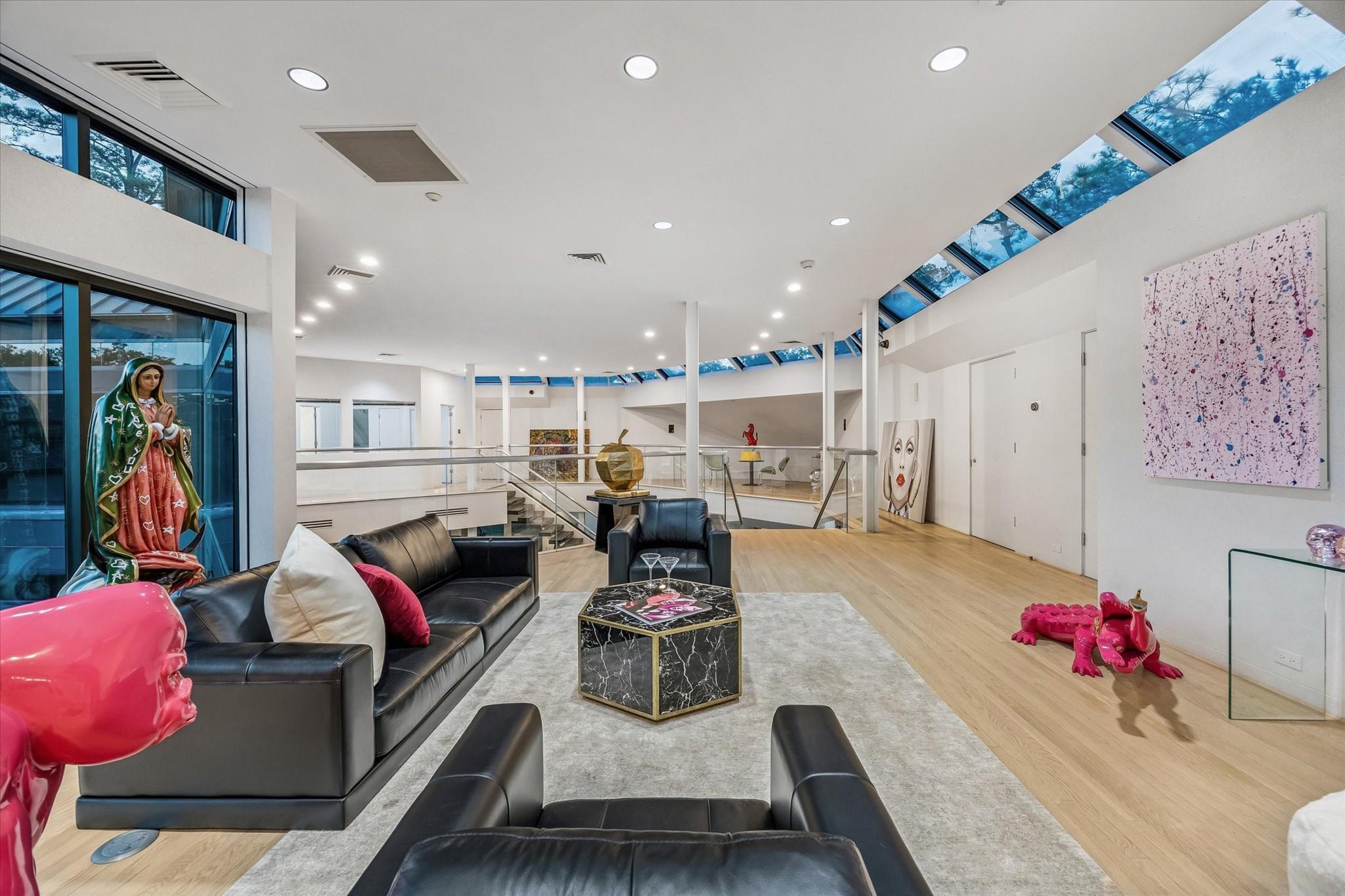 3201 University Boulevard