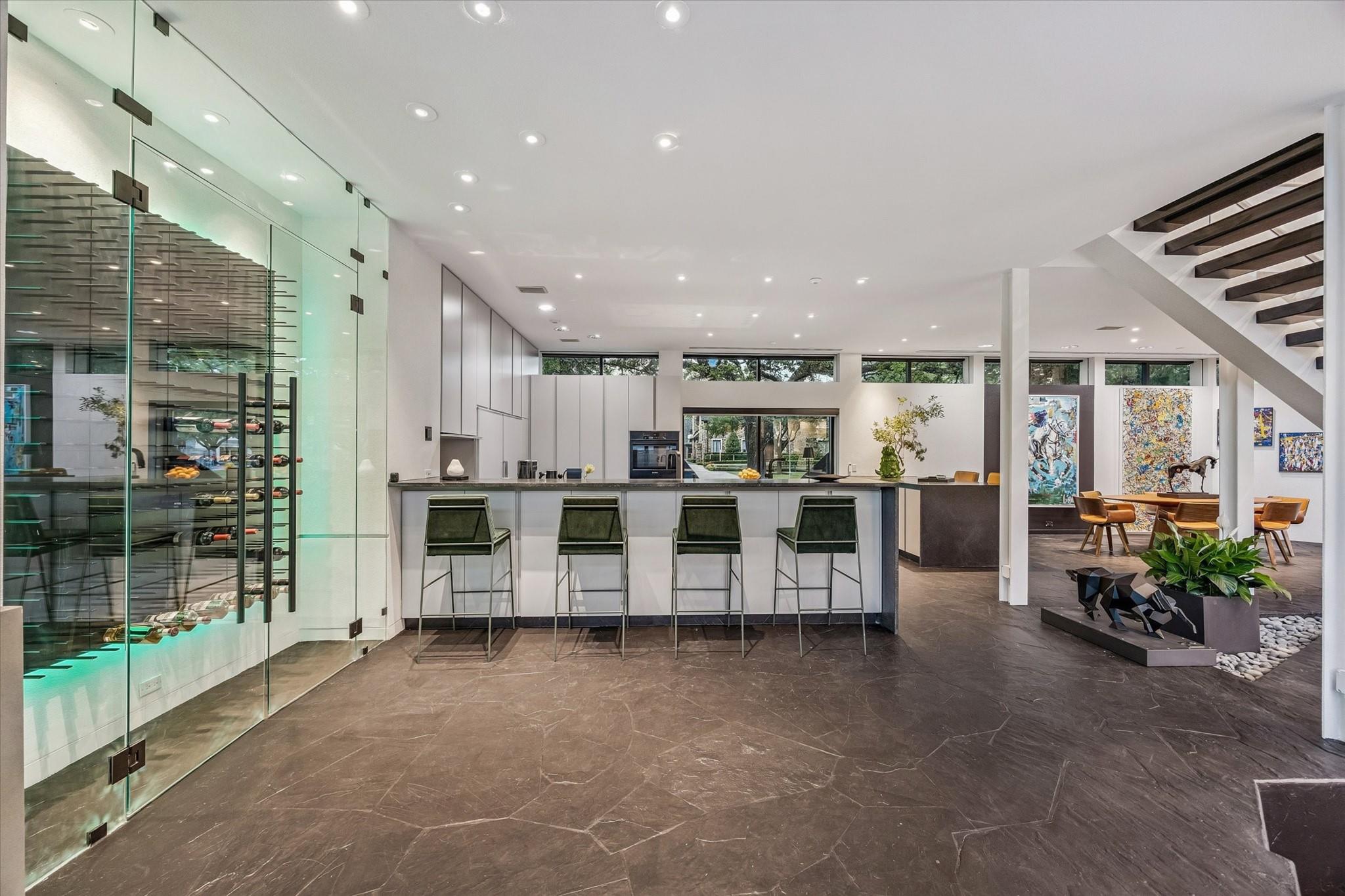 3201 University Boulevard