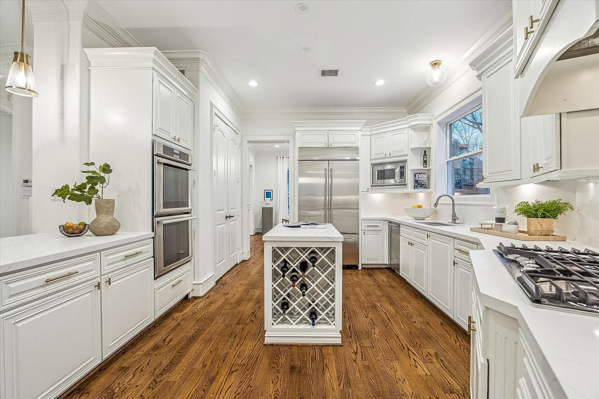 3917 Tennyson Street