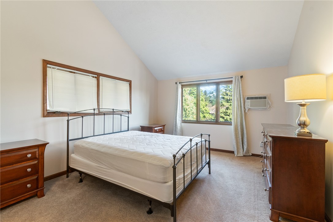 6 Golfside Circle East 6