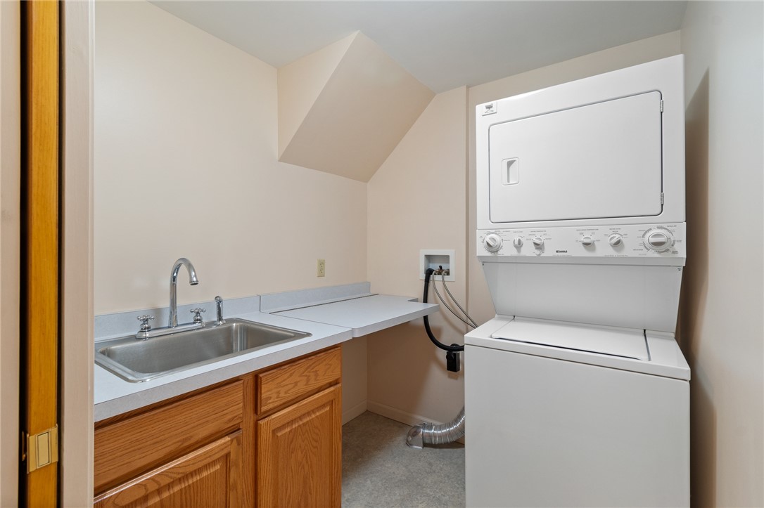 6 Golfside Circle East 6