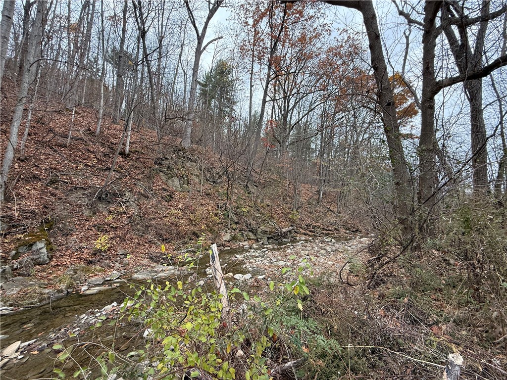 4895 Purdy Creek Road