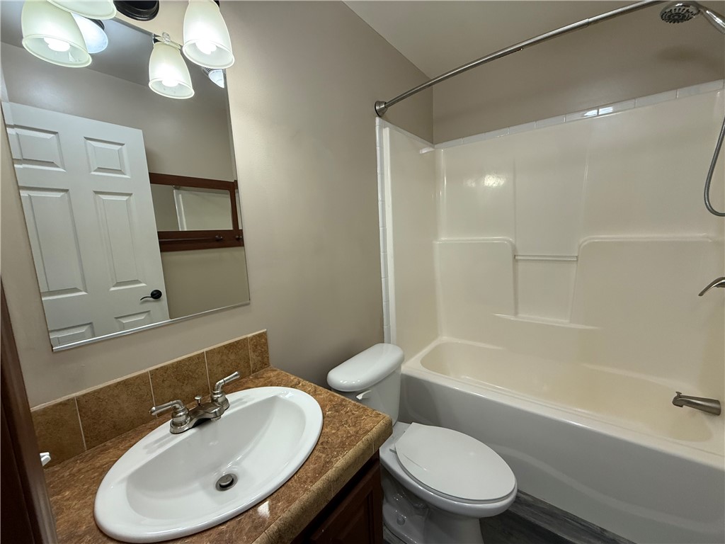 4895 Purdy Creek Road