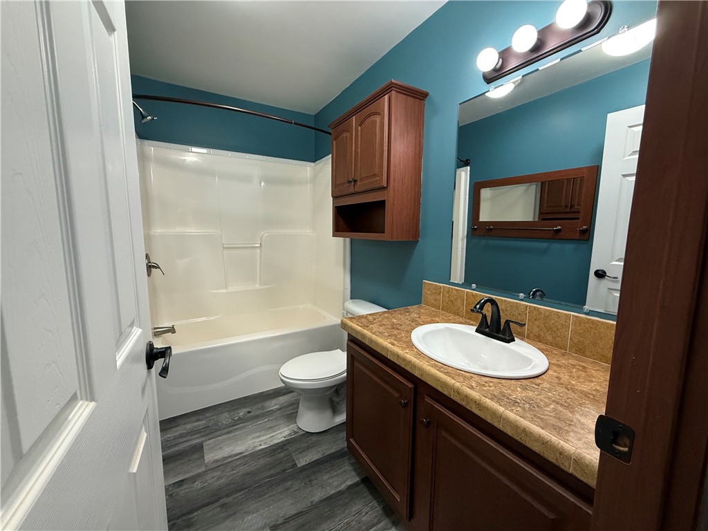 4895 Purdy Creek Road