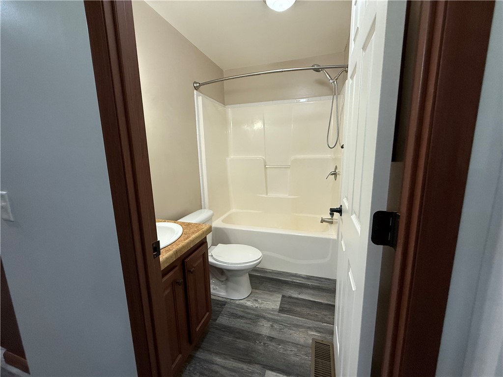 4895 Purdy Creek Road