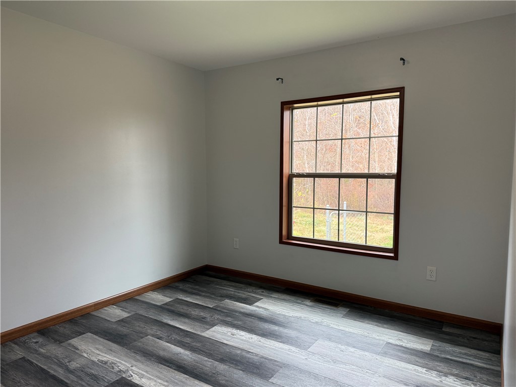 4895 Purdy Creek Road