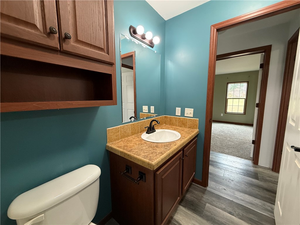 4895 Purdy Creek Road