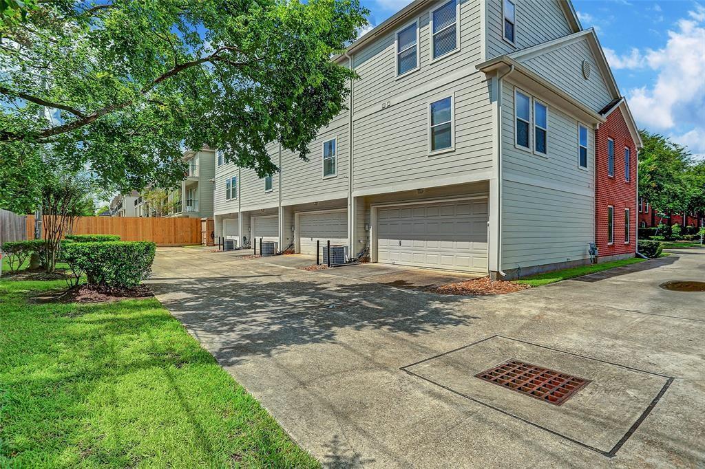 934 E Heights Hollow Lane