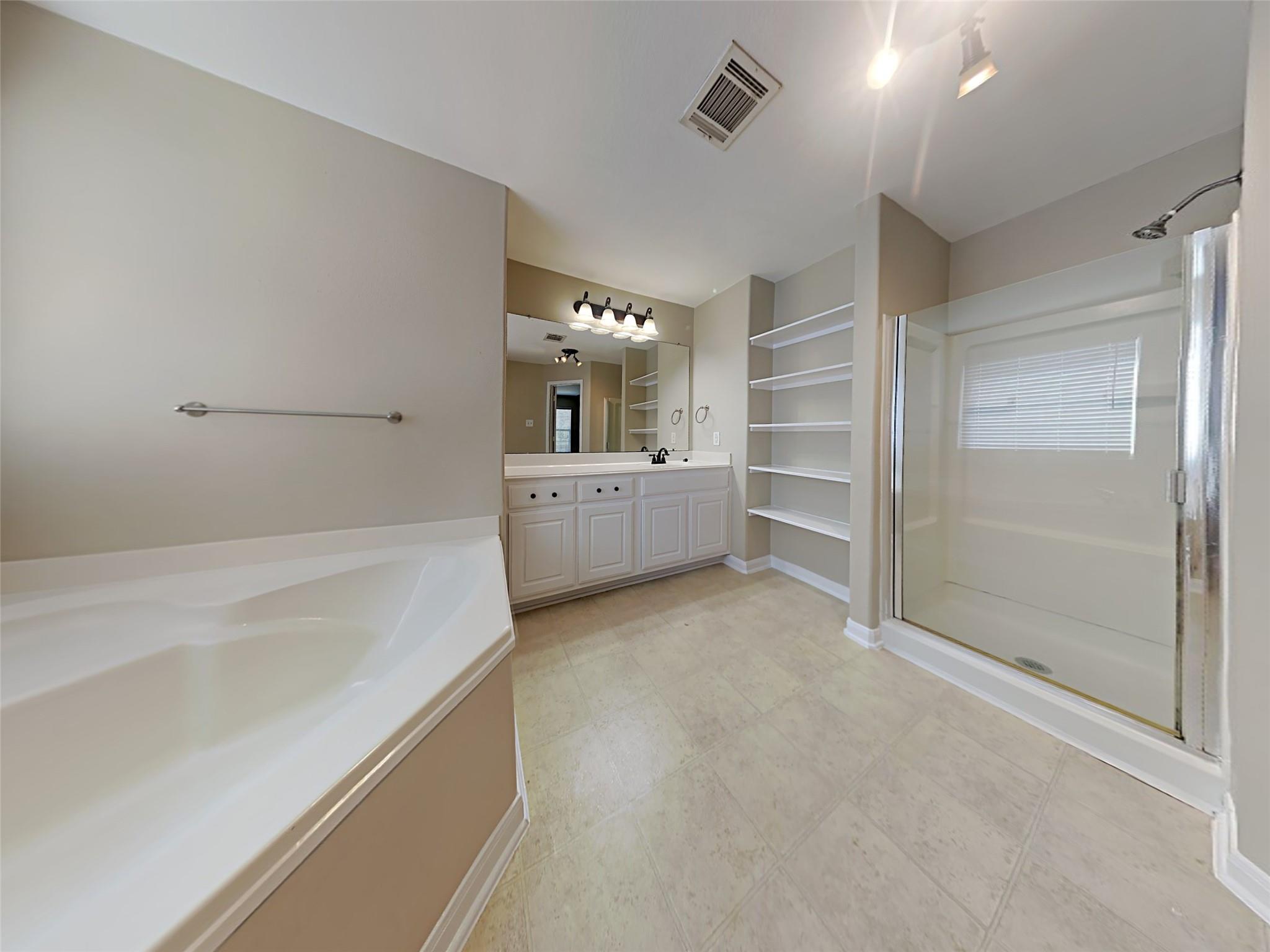 4631 Nueces River Loop