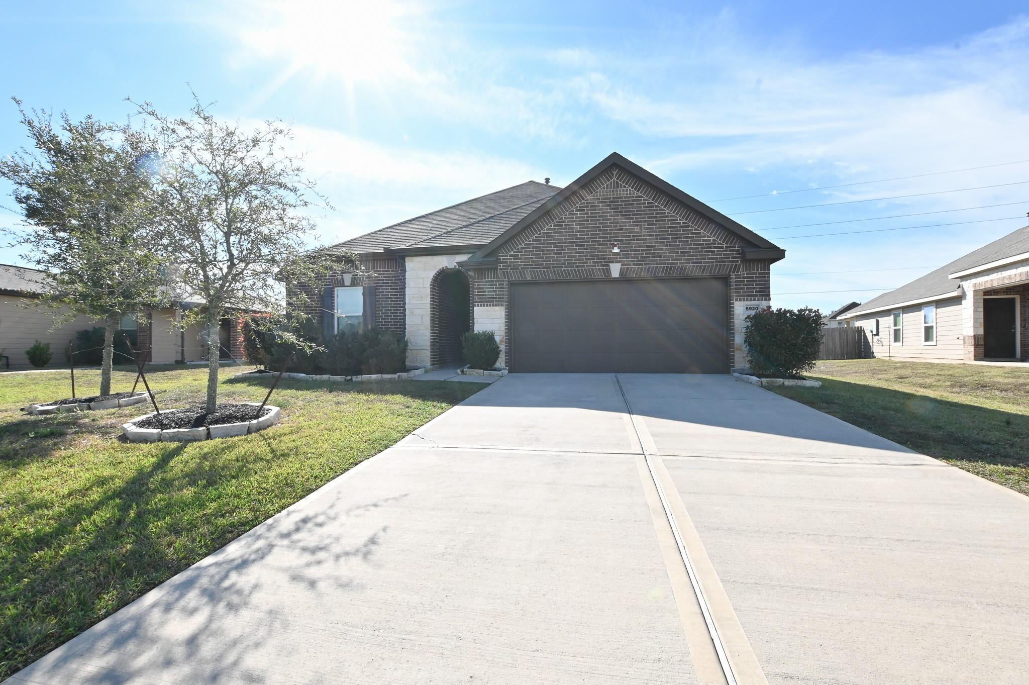 5920 Bluebonnet Lane