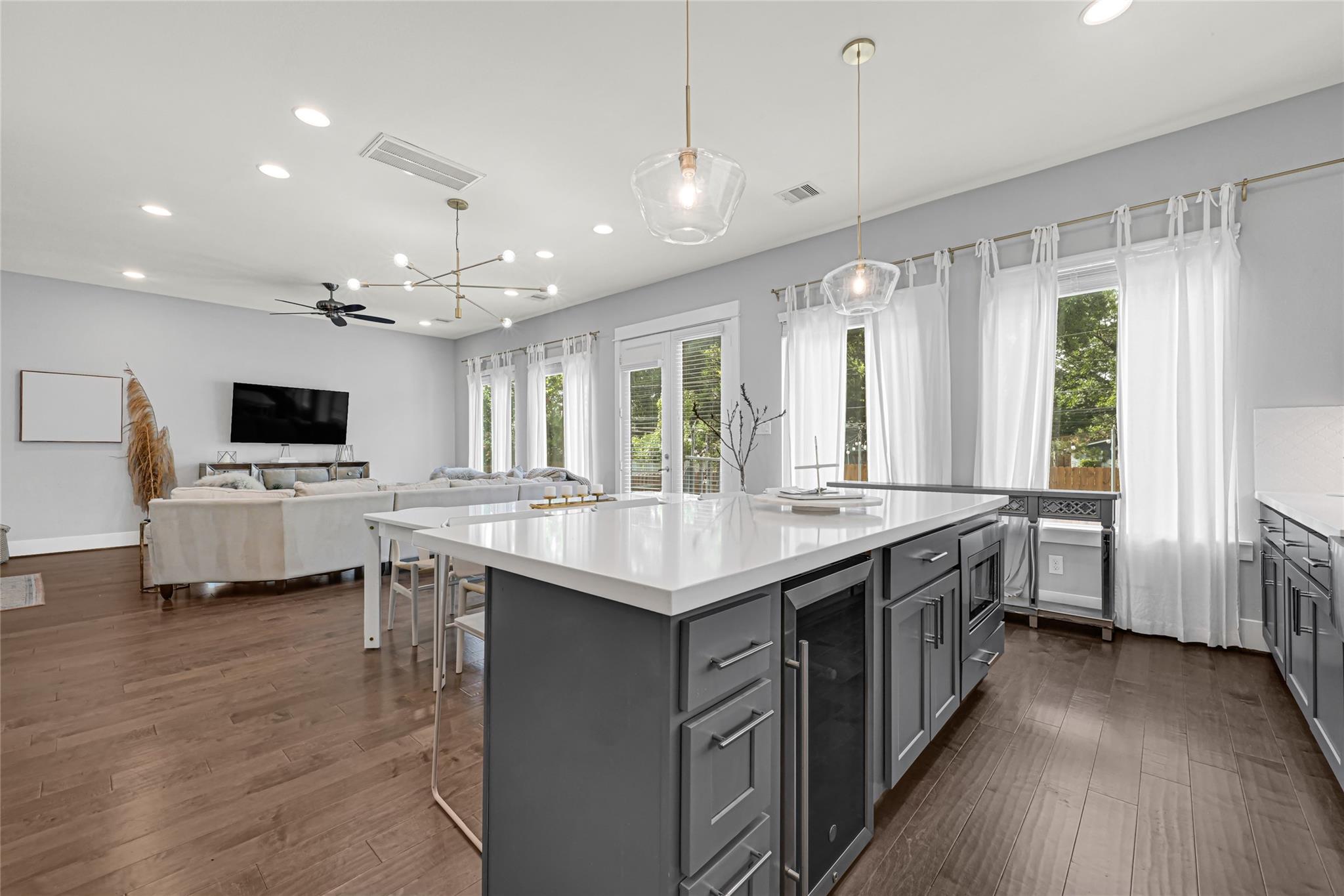 407 Yale Oaks Lane