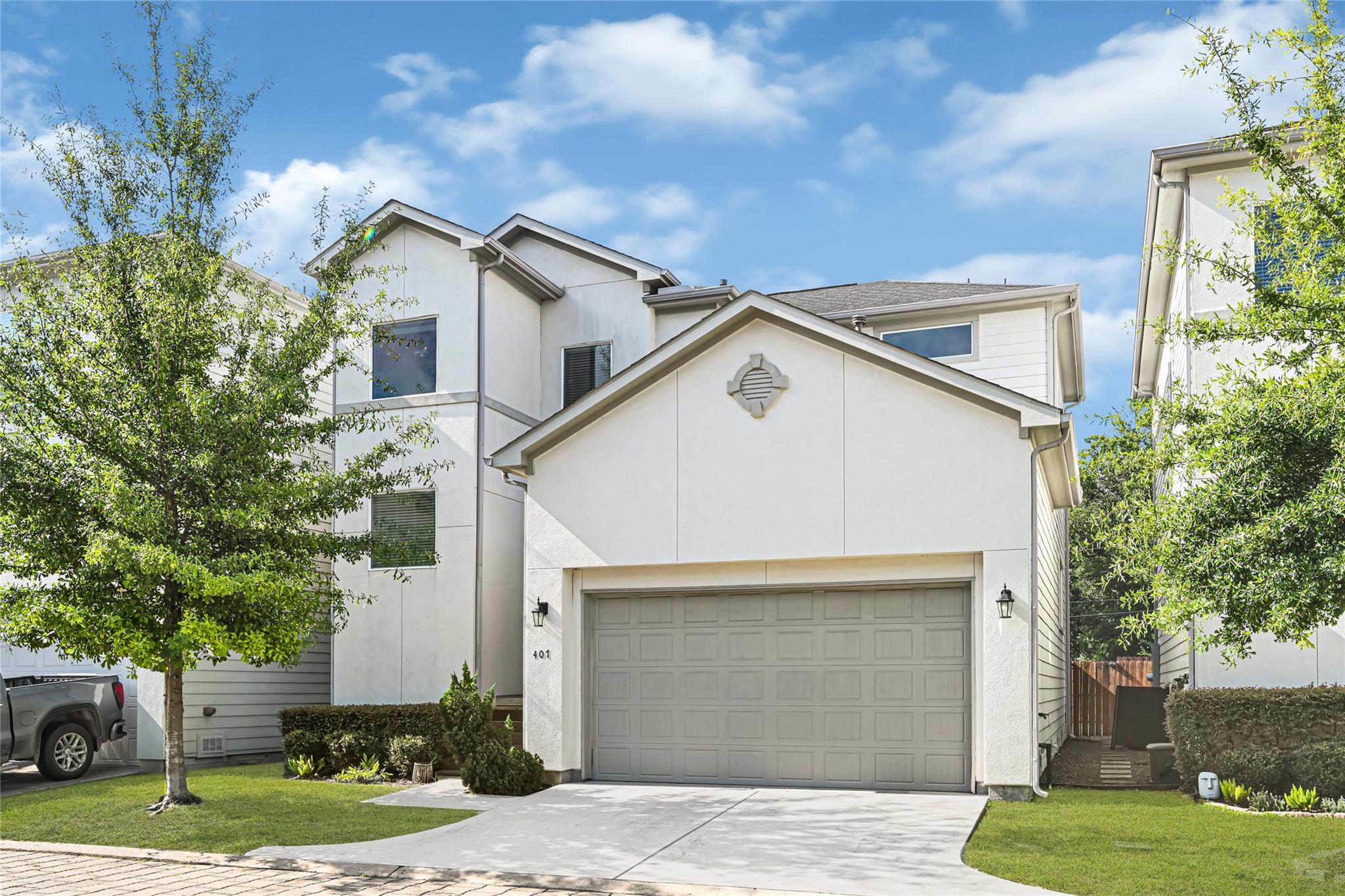 407 Yale Oaks Lane