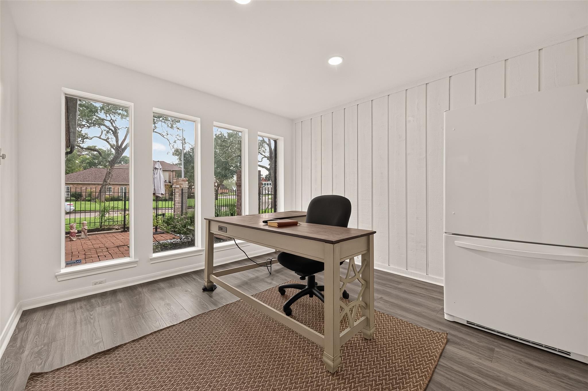 2230 S Fountain Valley Drive