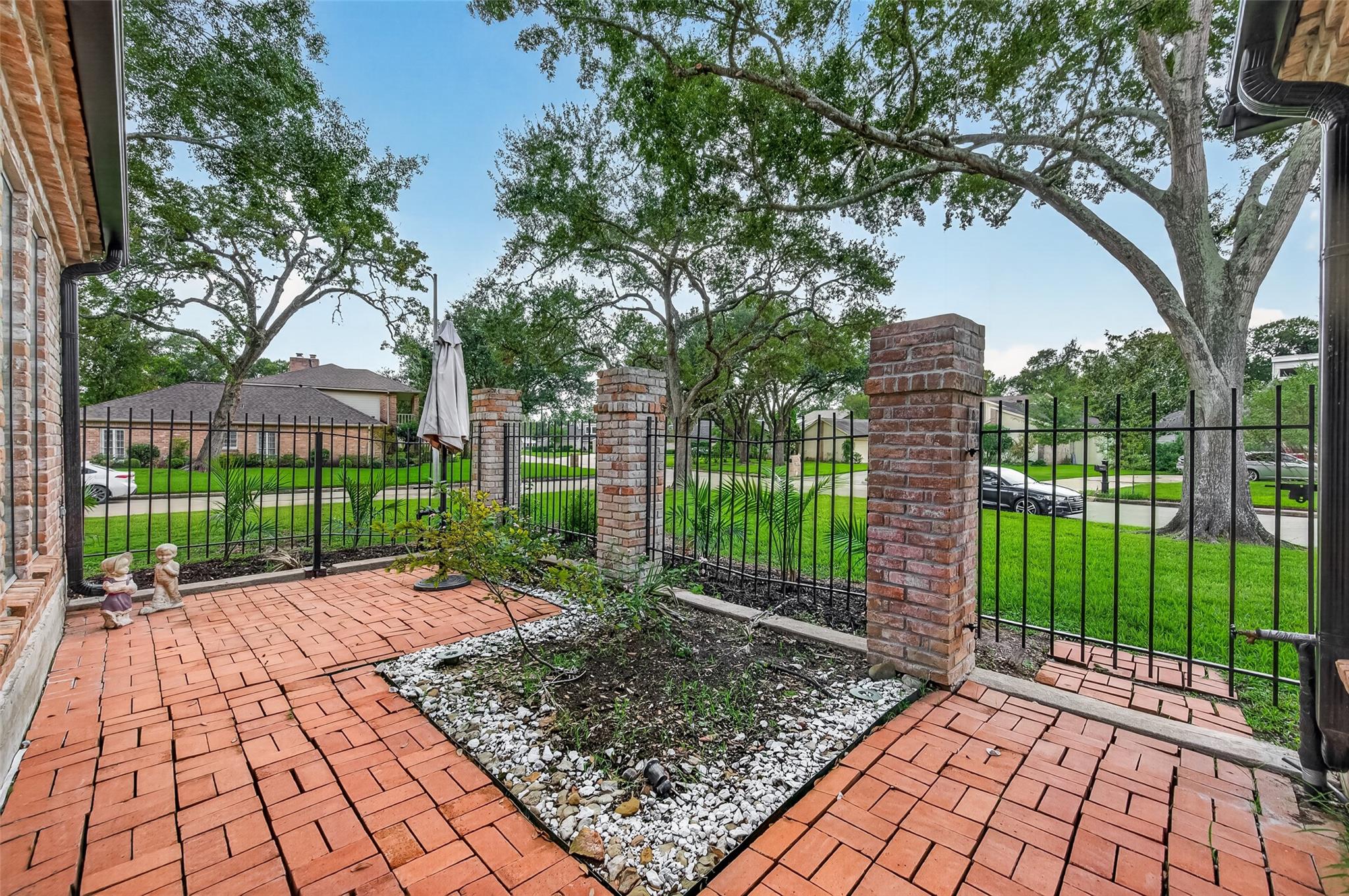 2230 S Fountain Valley Drive