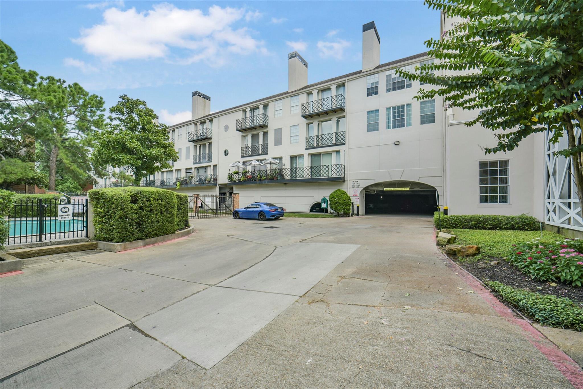 2333 Bering Drive # 322