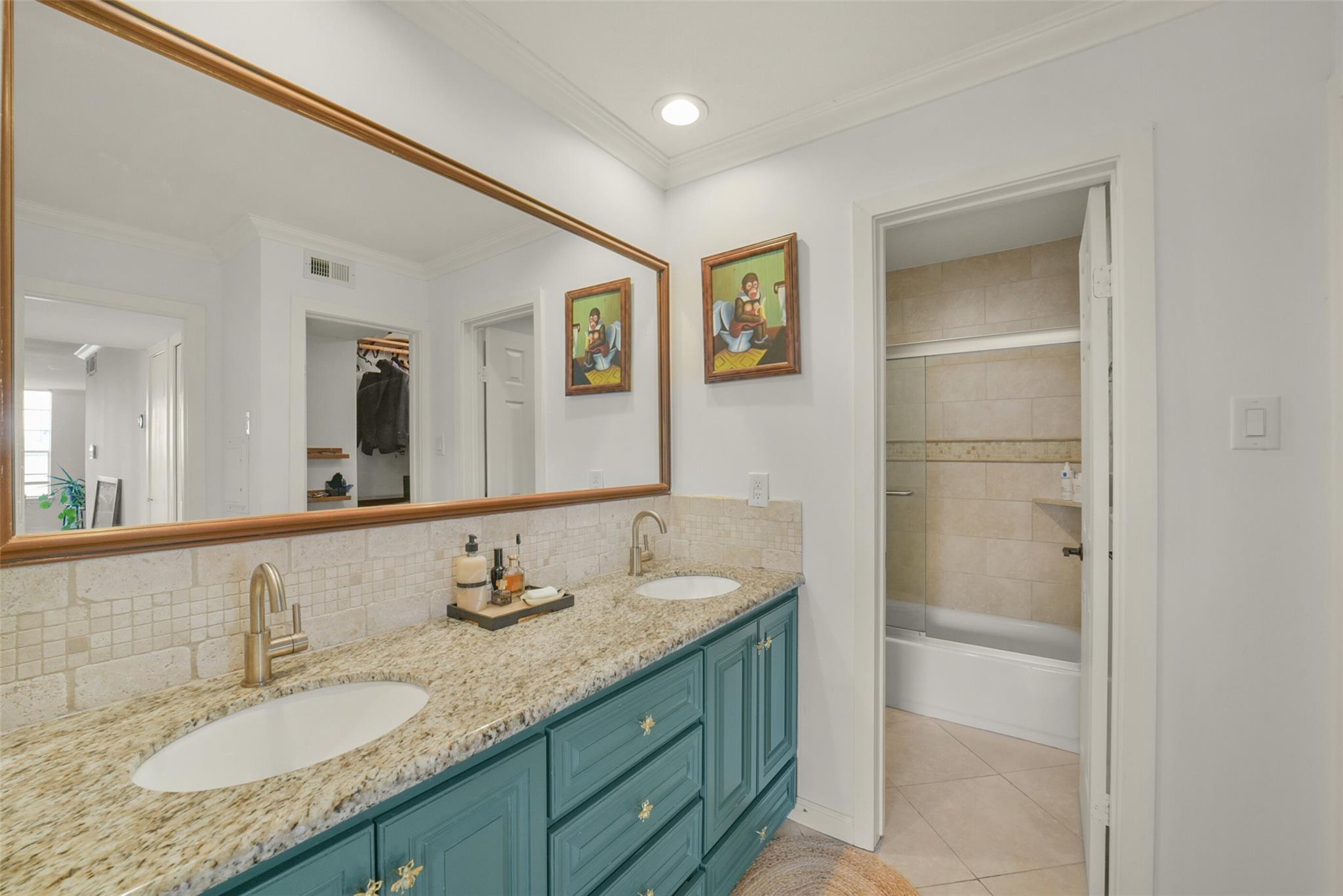 2333 Bering Drive # 322