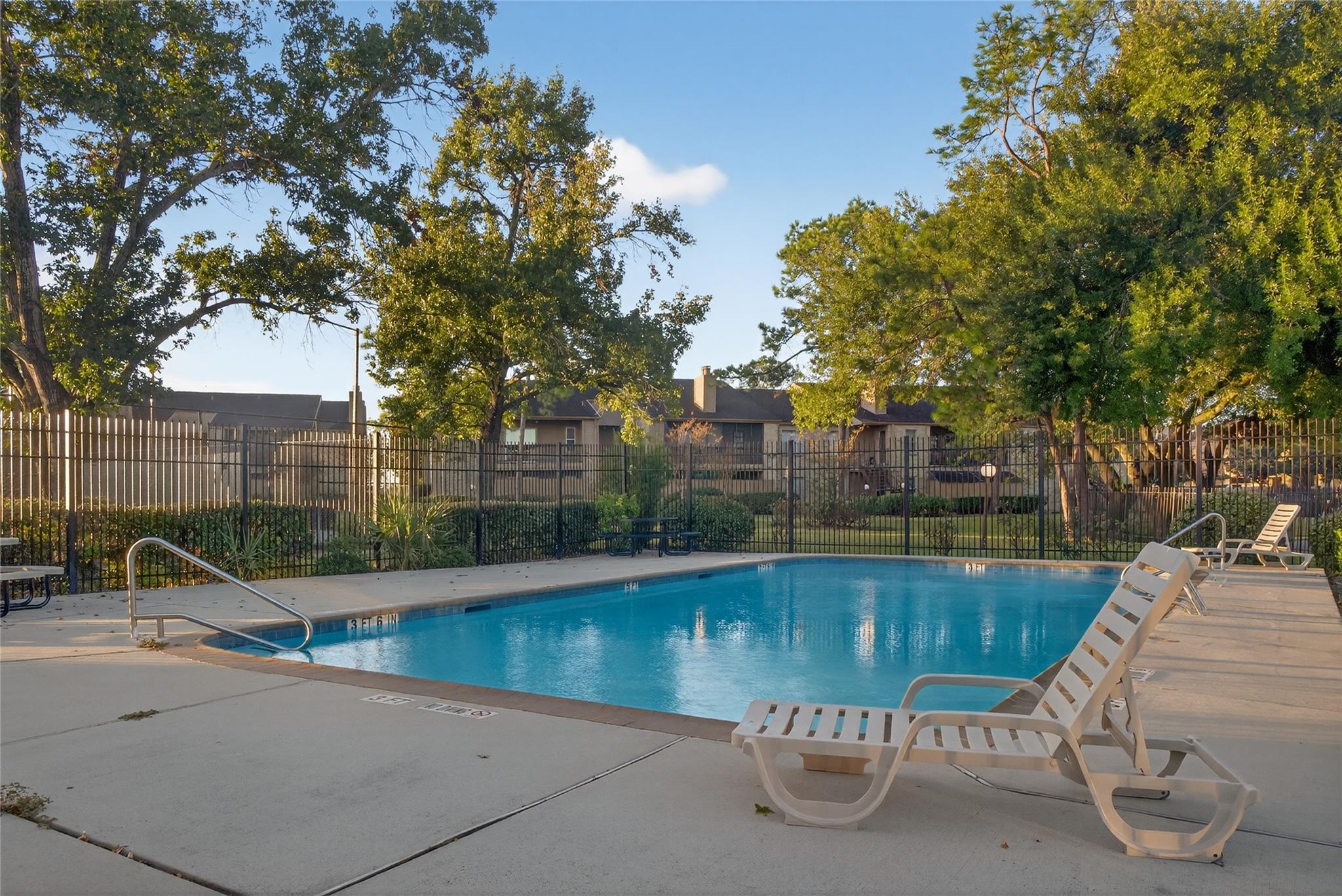 10555 Turtlewood Court # 2305