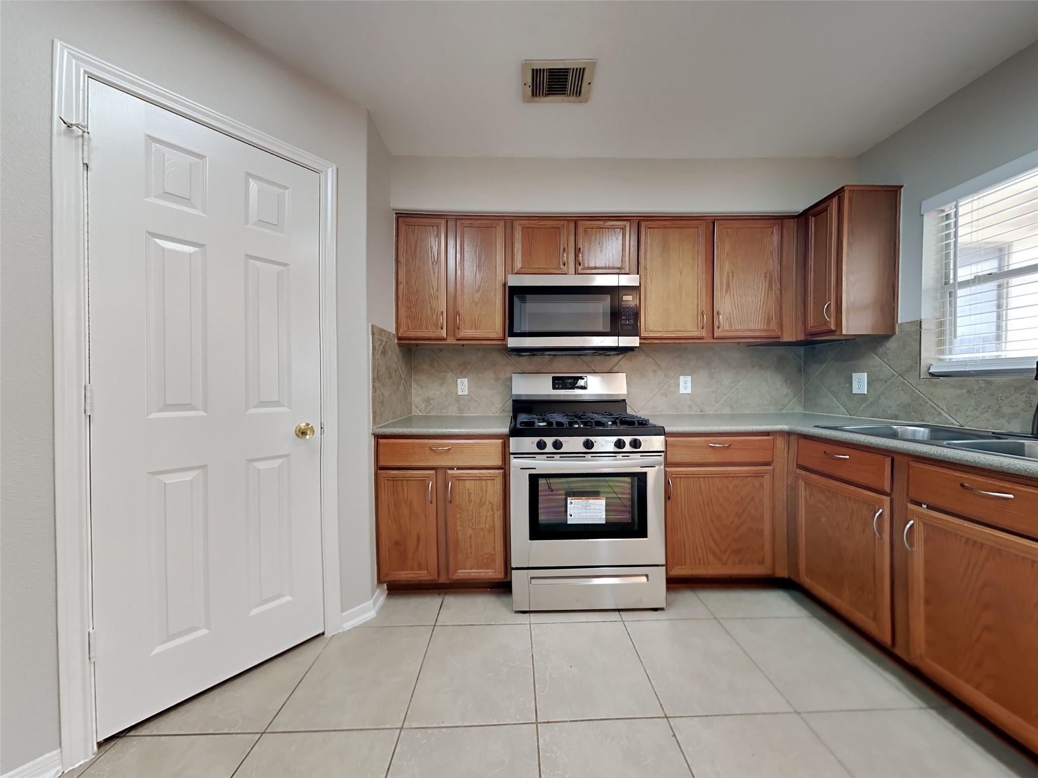 2343 Village Leaf Drive