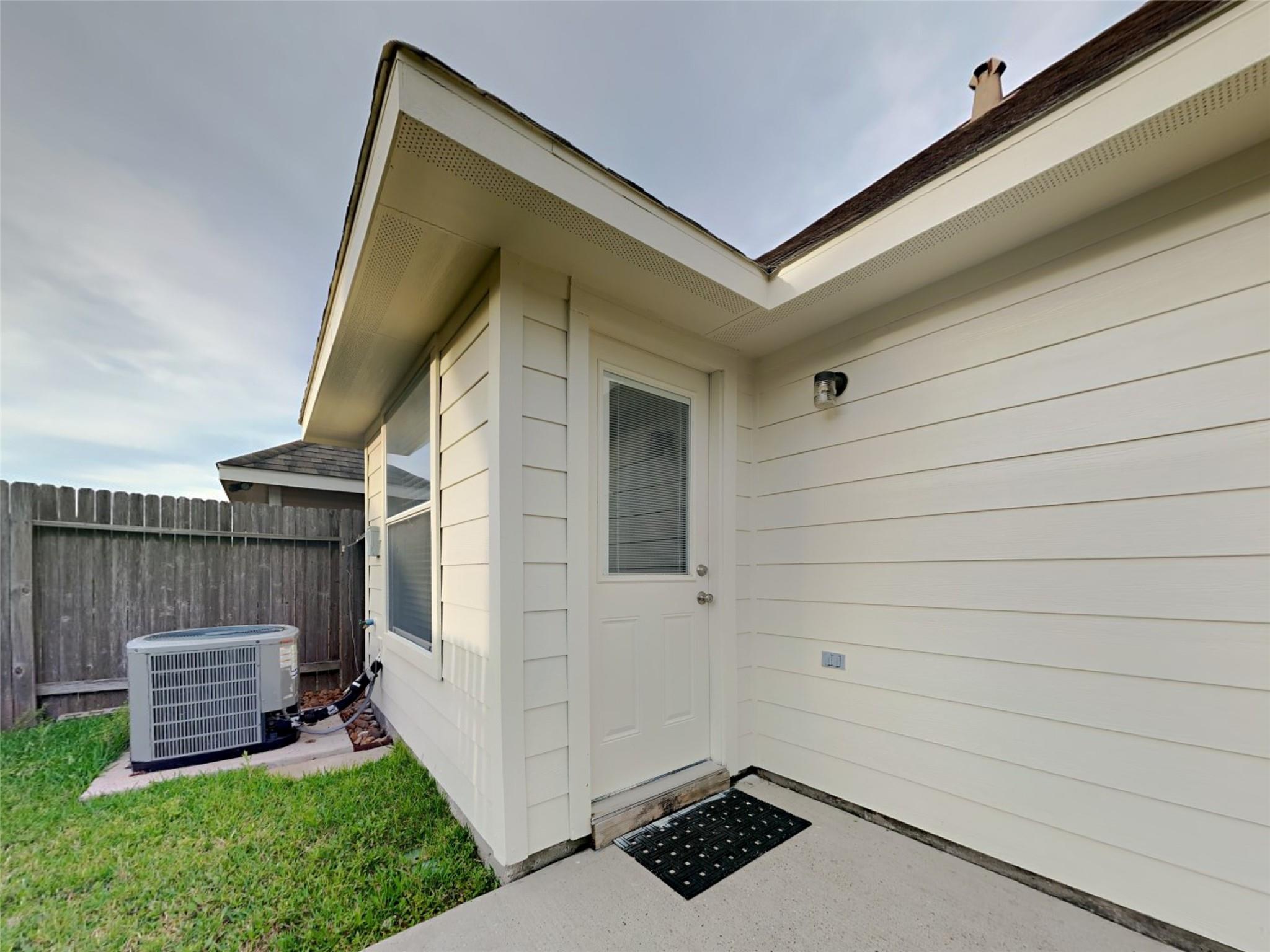 10807 Tobar Falls Circle