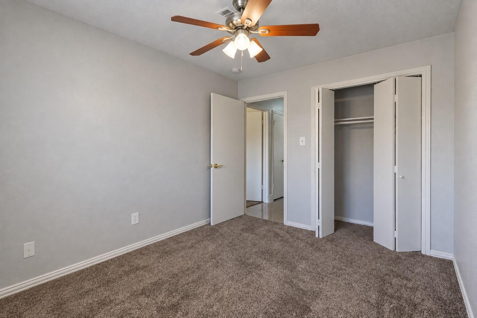 8223 Vista Del Sol Drive